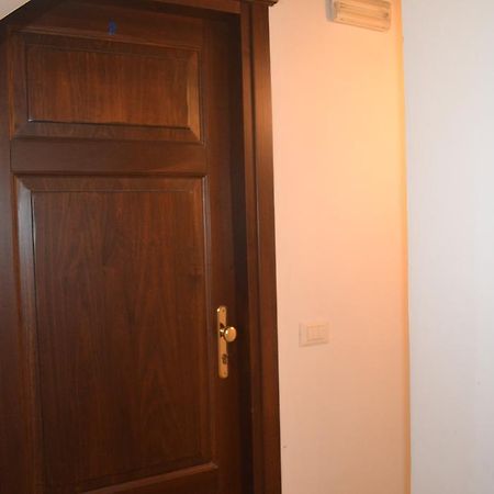 Suites Imperiali Guest House Řím Exteriér fotografie