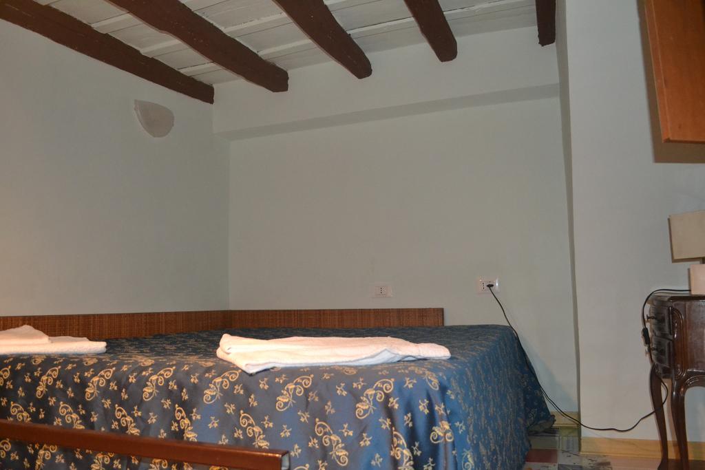 Suites Imperiali Guest House Řím Exteriér fotografie